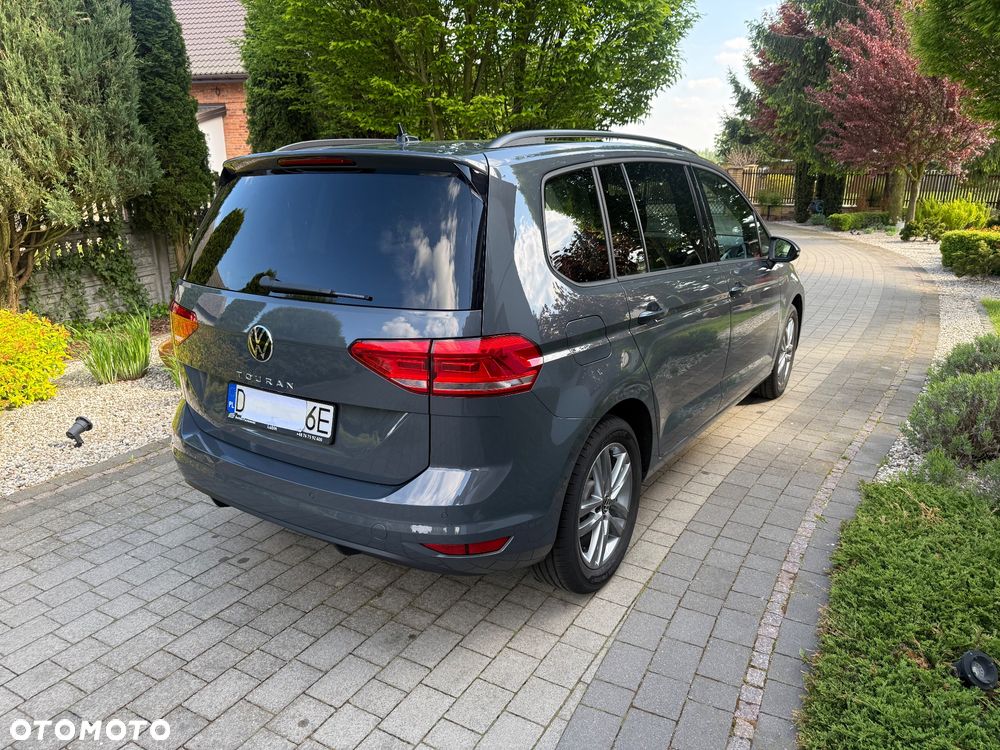 Volkswagen Touran 1.5 TSI EVO Comfortline Plus - 9