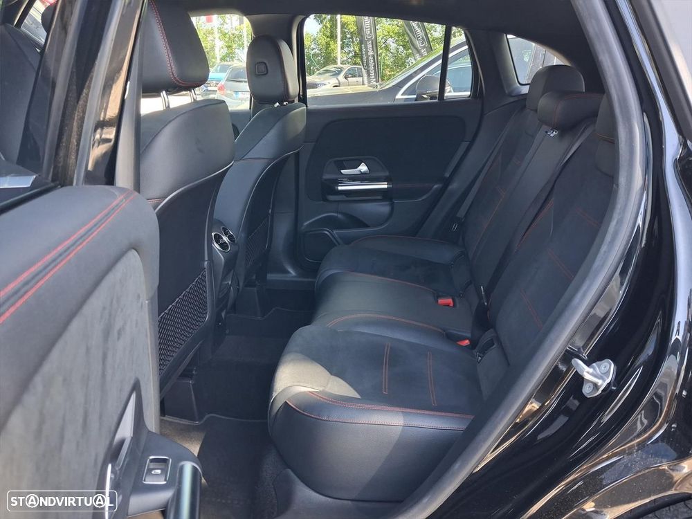 Mercedes-Benz GLA 200 AMG Line - 12