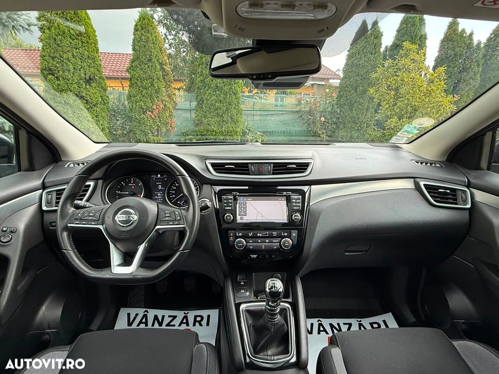 Nissan Qashqai 1.6 DCI N-Connecta - 6