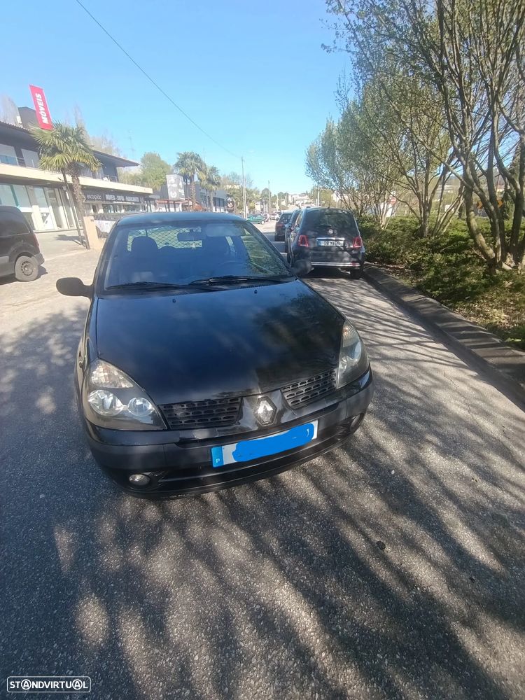 Renault Clio - 3