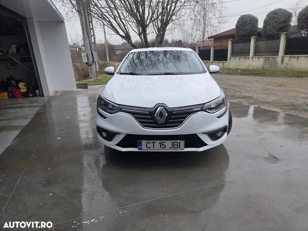 Renault Megane TCe 140 GPF Intens - 3