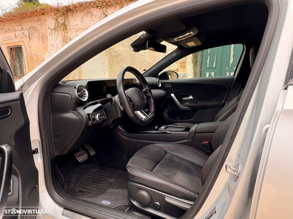 Mercedes-Benz A 250 - 12