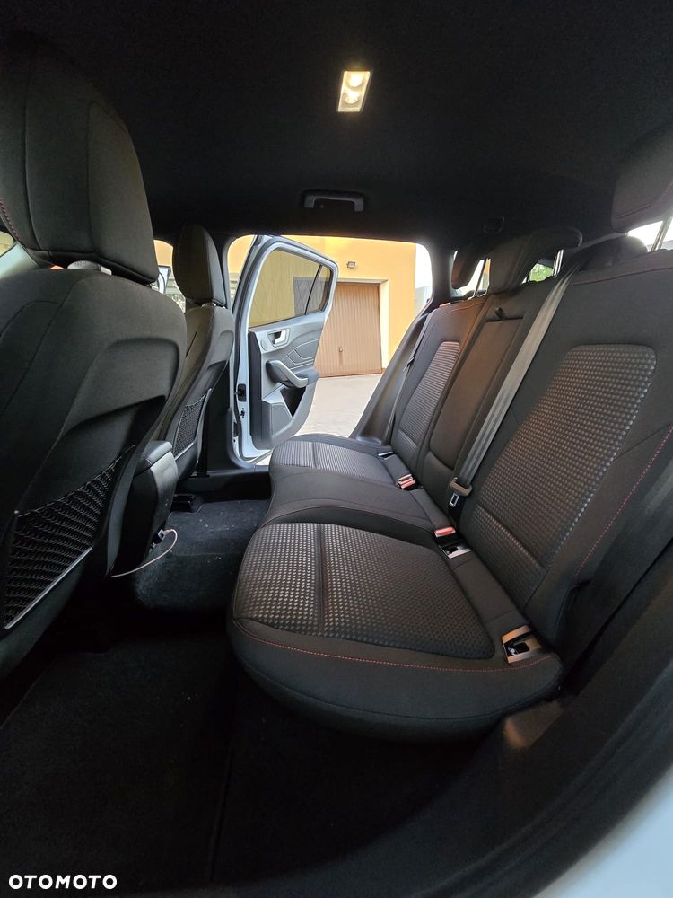 Ford Focus - 28
