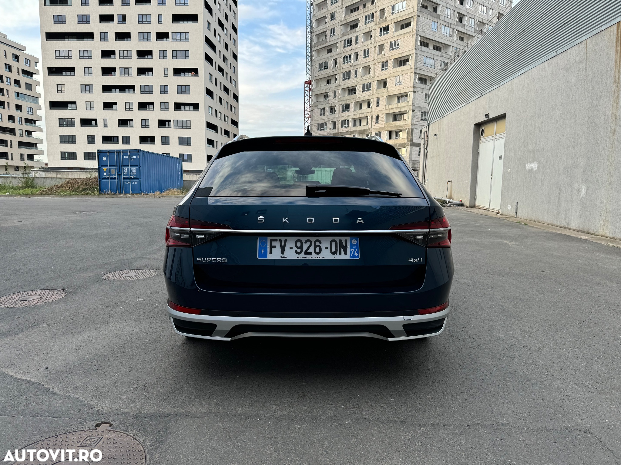 Skoda Superb Combi 2.0 TDI 4X4 DSG Scout - 14