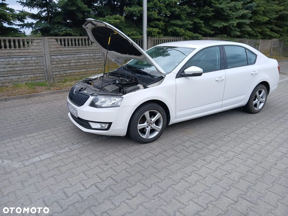 Skoda Octavia 1.6 TDI Solution - 19