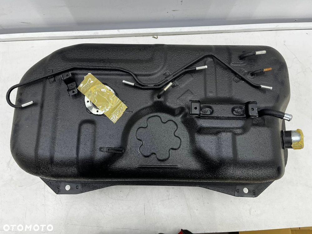 Zbiornik paliwa Suzuki Vitara 1 I 88-97r. BENZYNA bak nowy orginalny 89101-64a50 - 3
