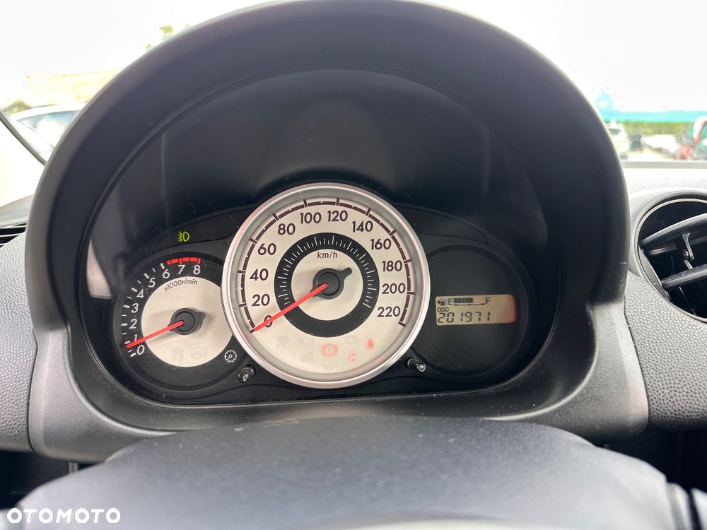Mazda 2 1.3 90th Anniversary - 27