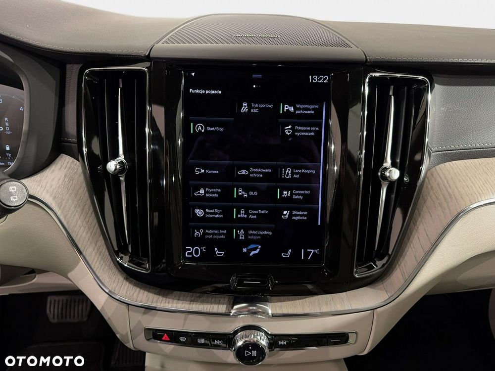 Volvo XC 60 - 29