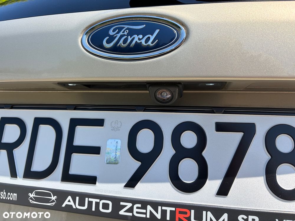 Ford Focus - 34