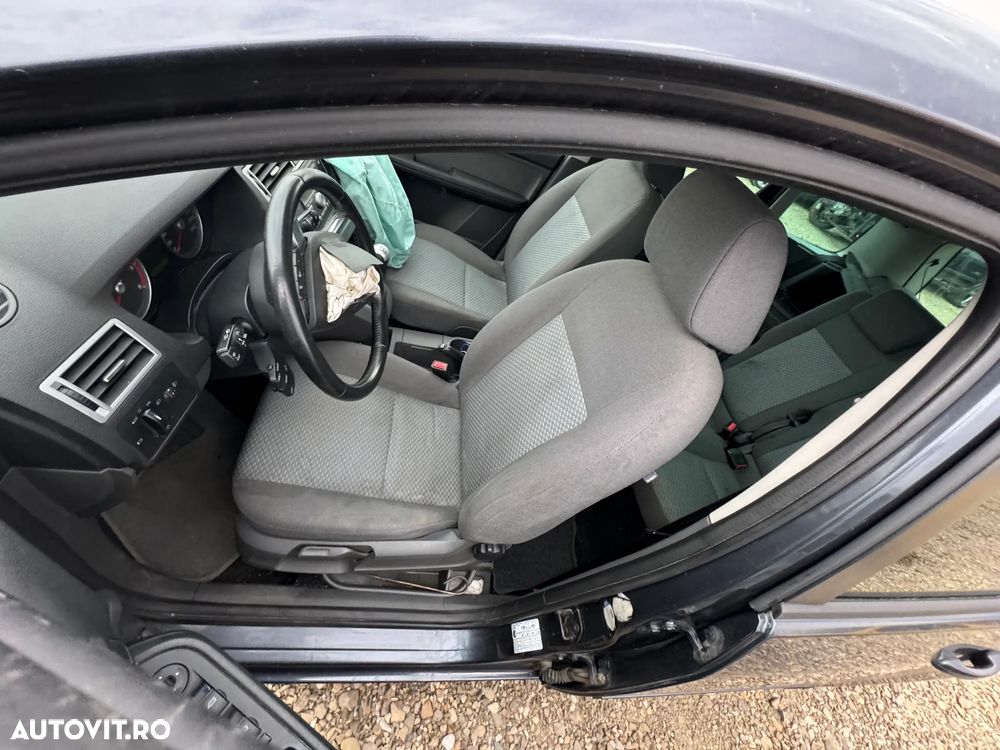 Dezmembram Ford Focus C-max 1.6 tdci G8DB - 4