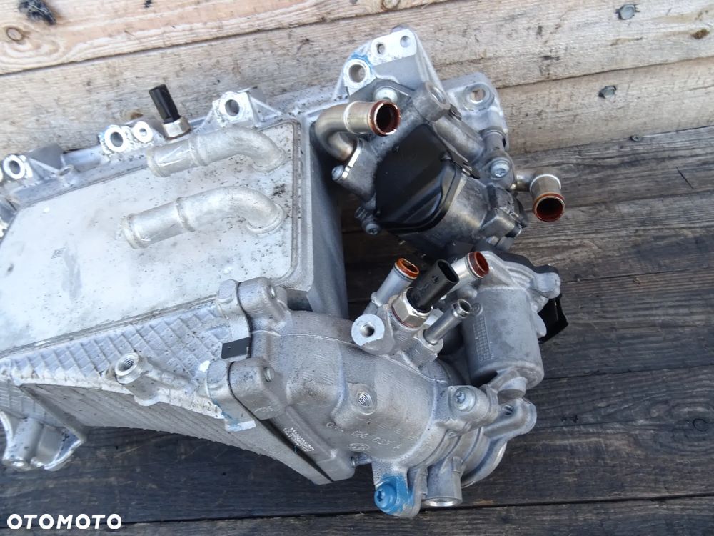 KOLEKTOR SSĄCY 04L129766AQ VW AUDI SKODA PRZEPUSTNICA - 3