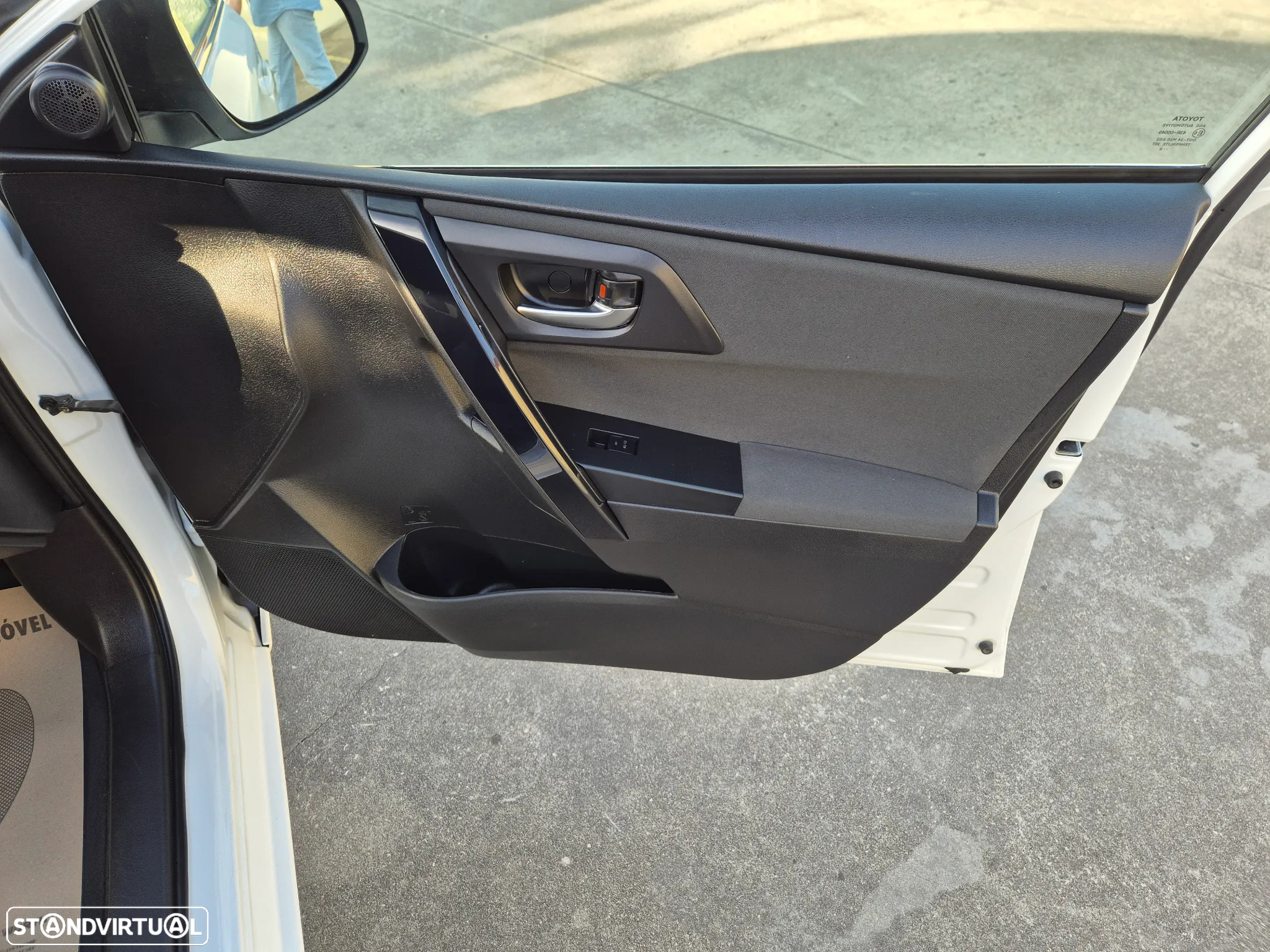 Toyota Auris Touring Sports 1.6 D-4D Comfort P.Techno+P.Sport - 48