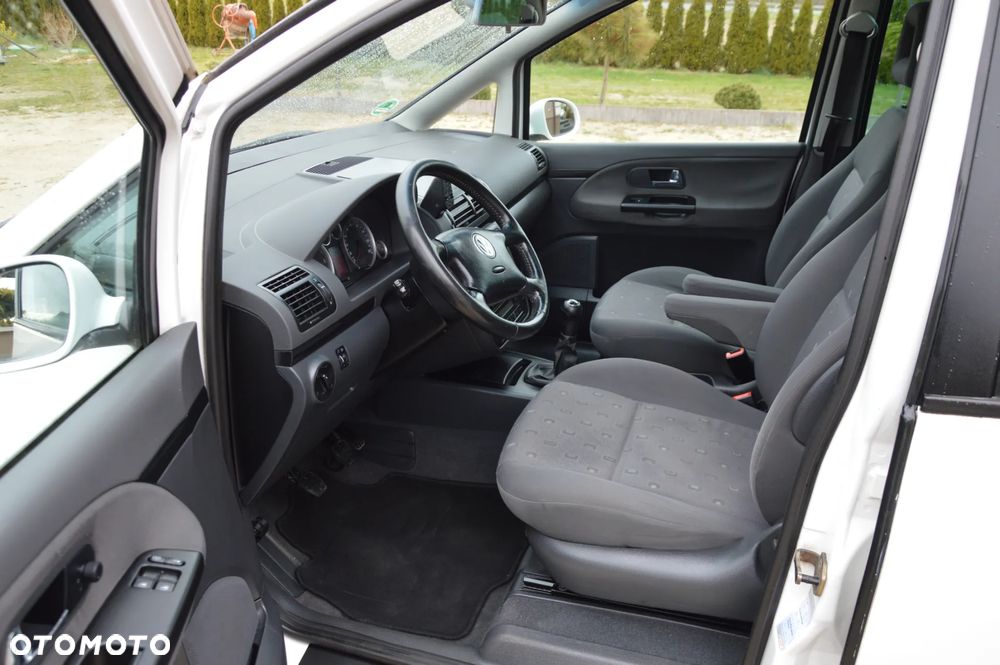 Volkswagen Sharan 1.9 TDI Trendline - 20