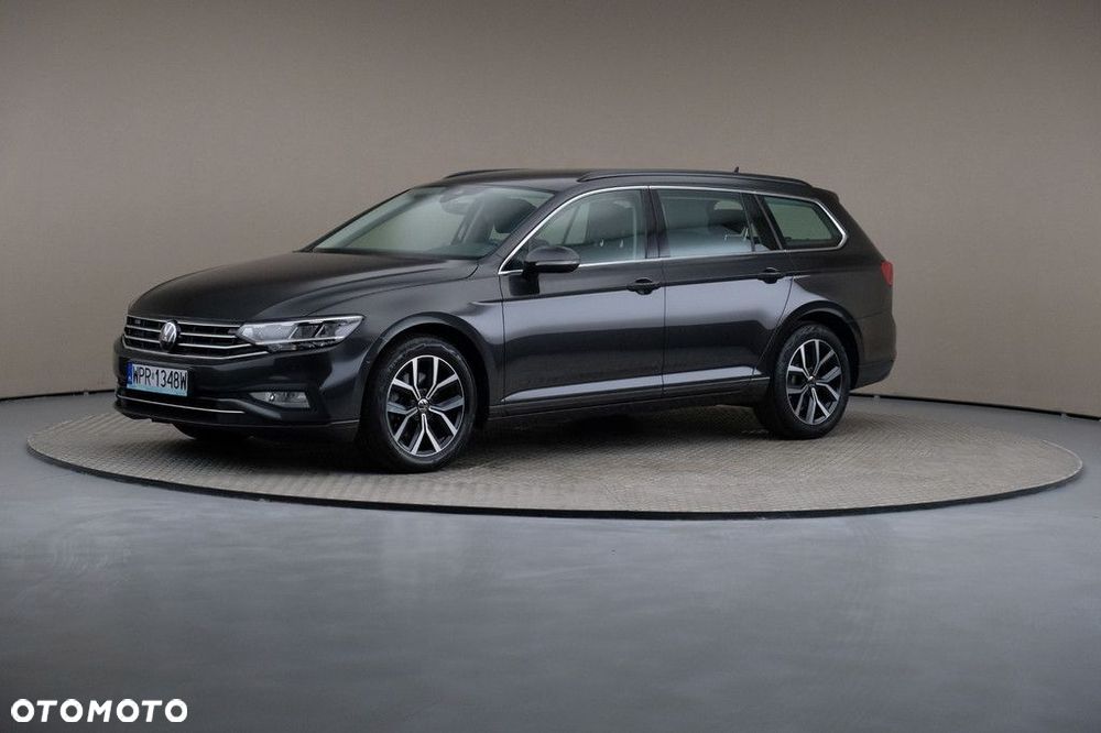 Volkswagen Passat Variant - 1
