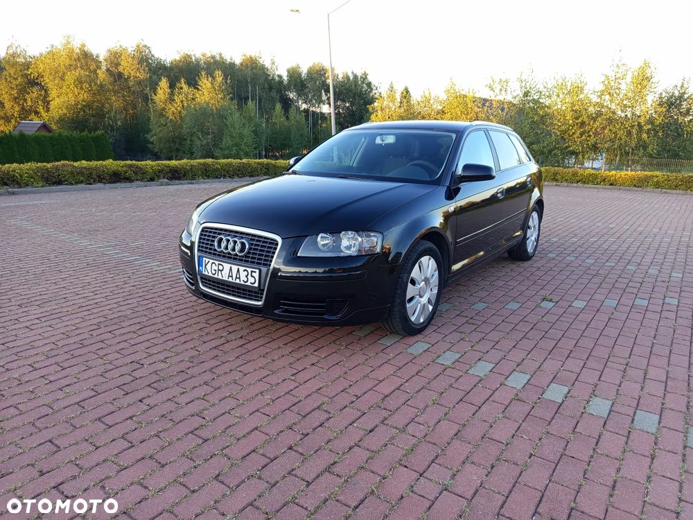 Audi A3 Sportback 1.9 TDI DPF Ambiente - 2