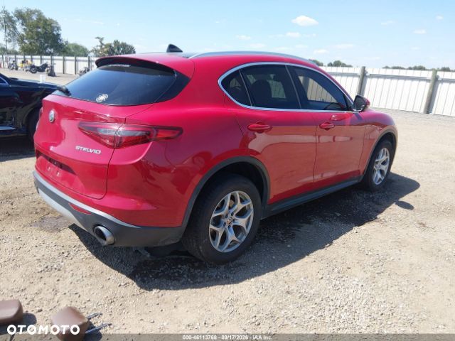 Alfa Romeo Stelvio - 4