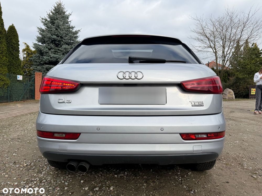 Audi Q3 2.0 TFSI Quattro S tronic design - 23