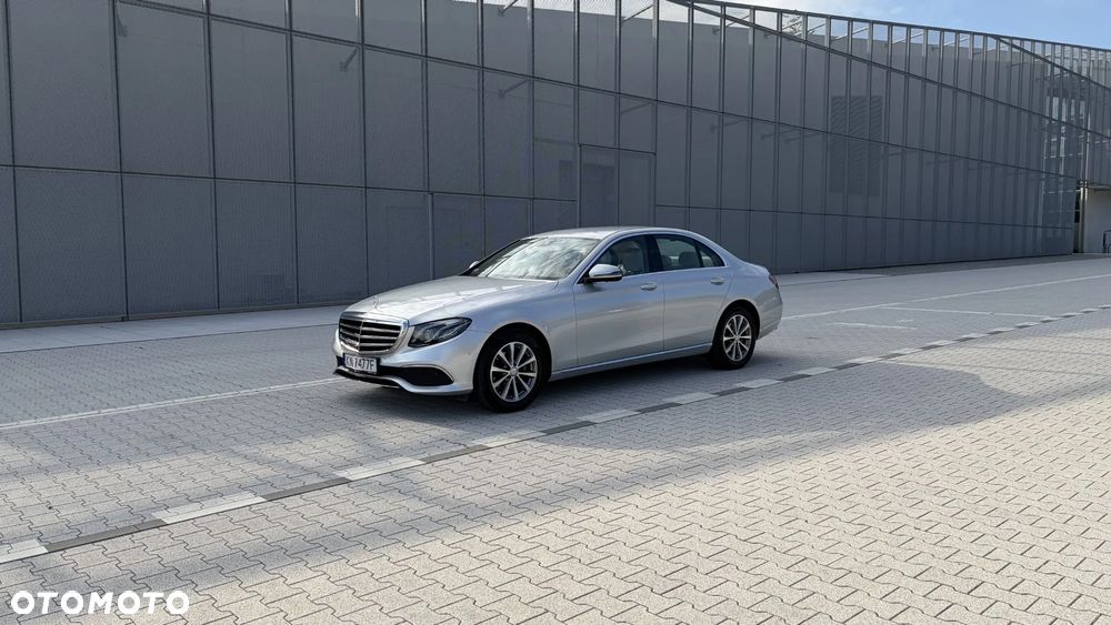 Mercedes-Benz Klasa E 220 d 9G-TRONIC - 9