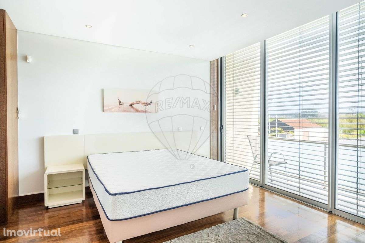 Moradia T4 para venda - Grande imagem: 2/40