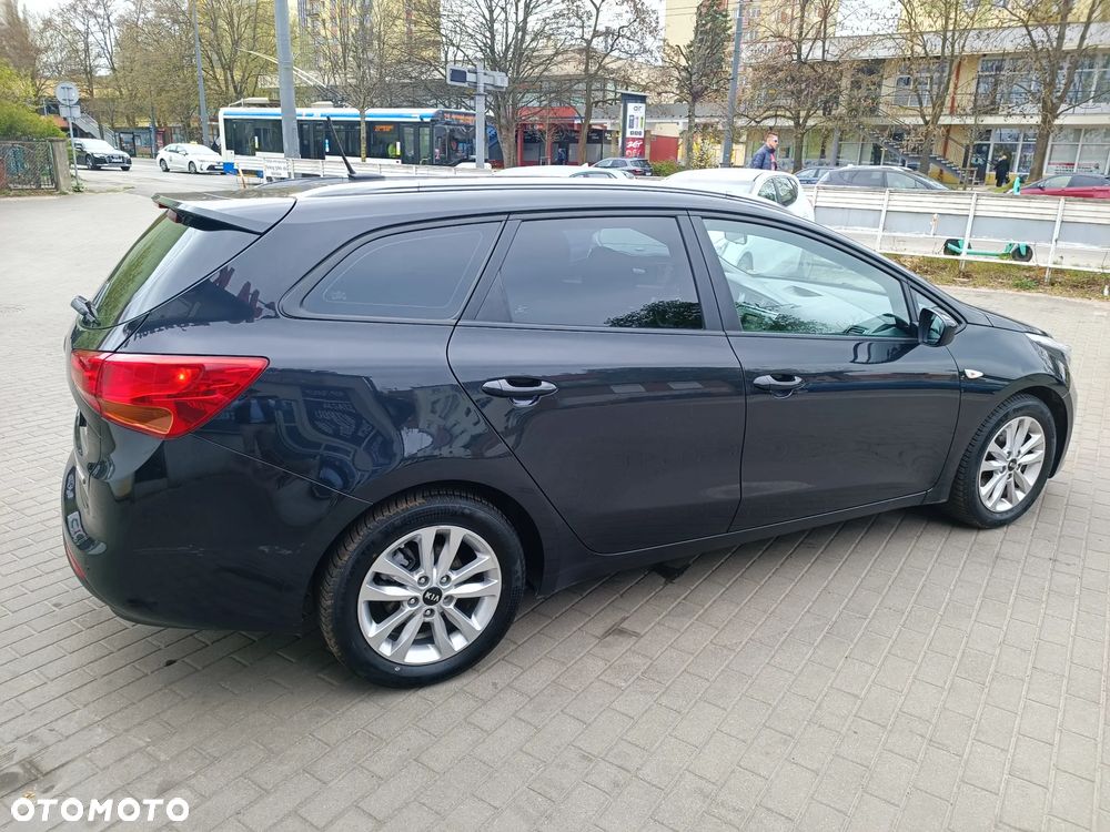 Kia Ceed 1.0 T-GDI ISG Vision - 9
