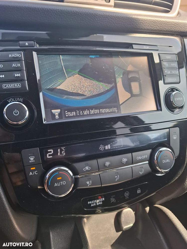 Nissan Qashqai 1.5 DCI Start/Stop N-Connecta - 20