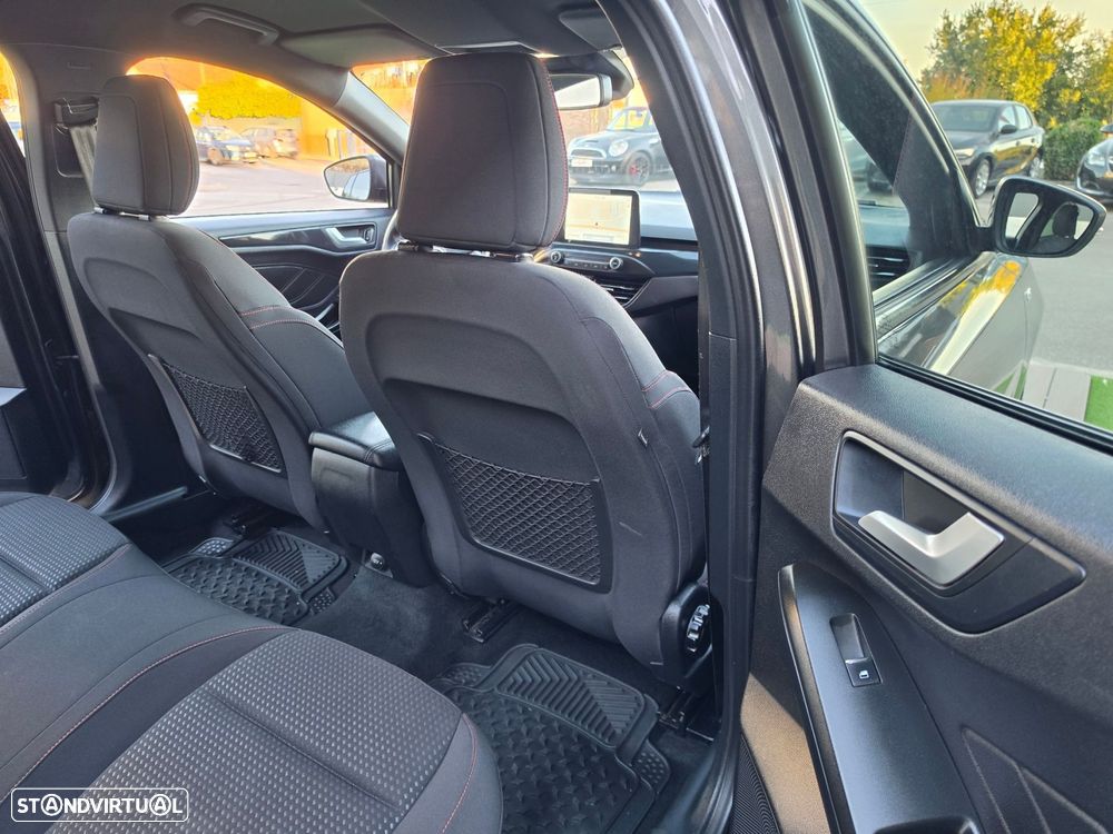 Ford Focus SW 1.5 TDCi ST-Line - 31