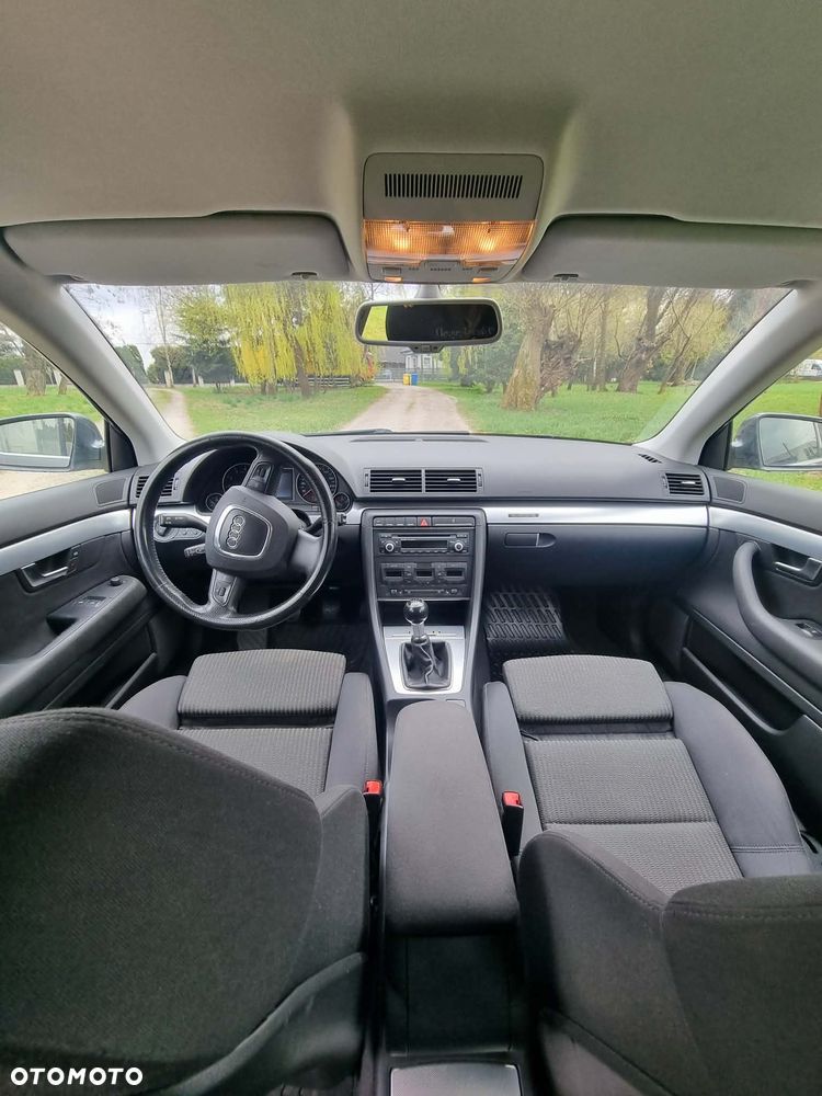 Audi A4 Avant 1.8 T quattro - 35