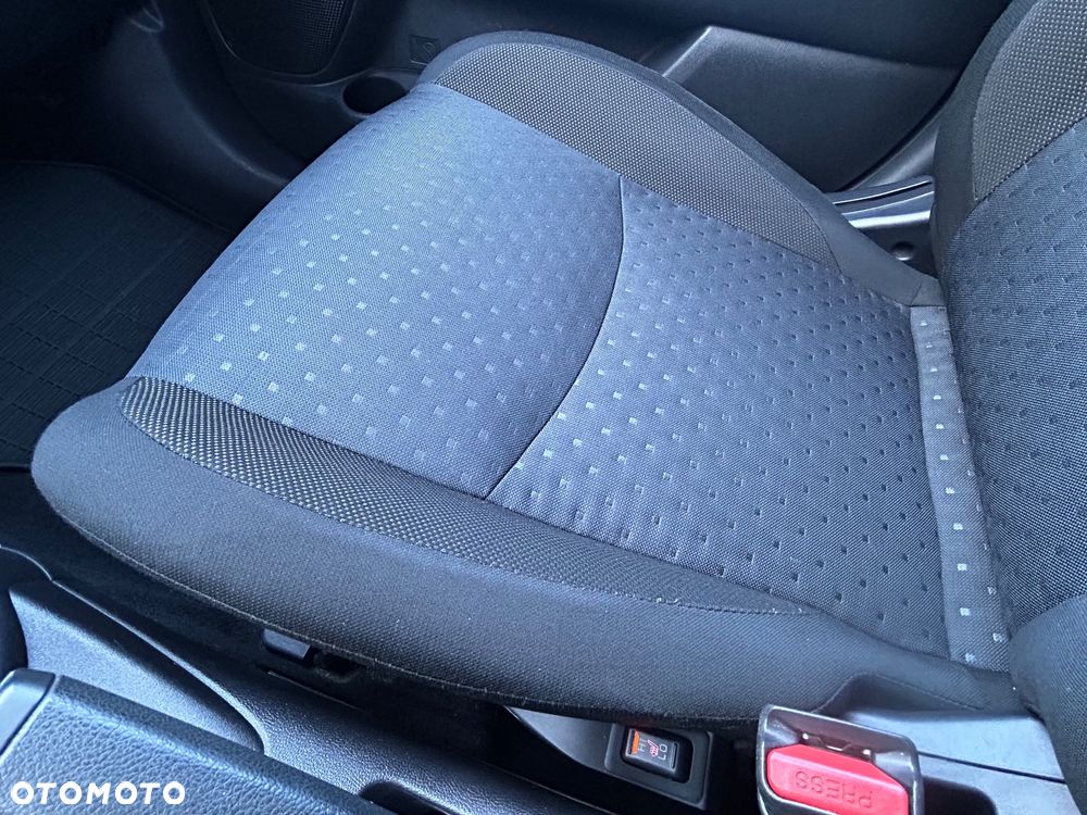 Mitsubishi ASX 1.8 DI-D 2WD Invite - 32