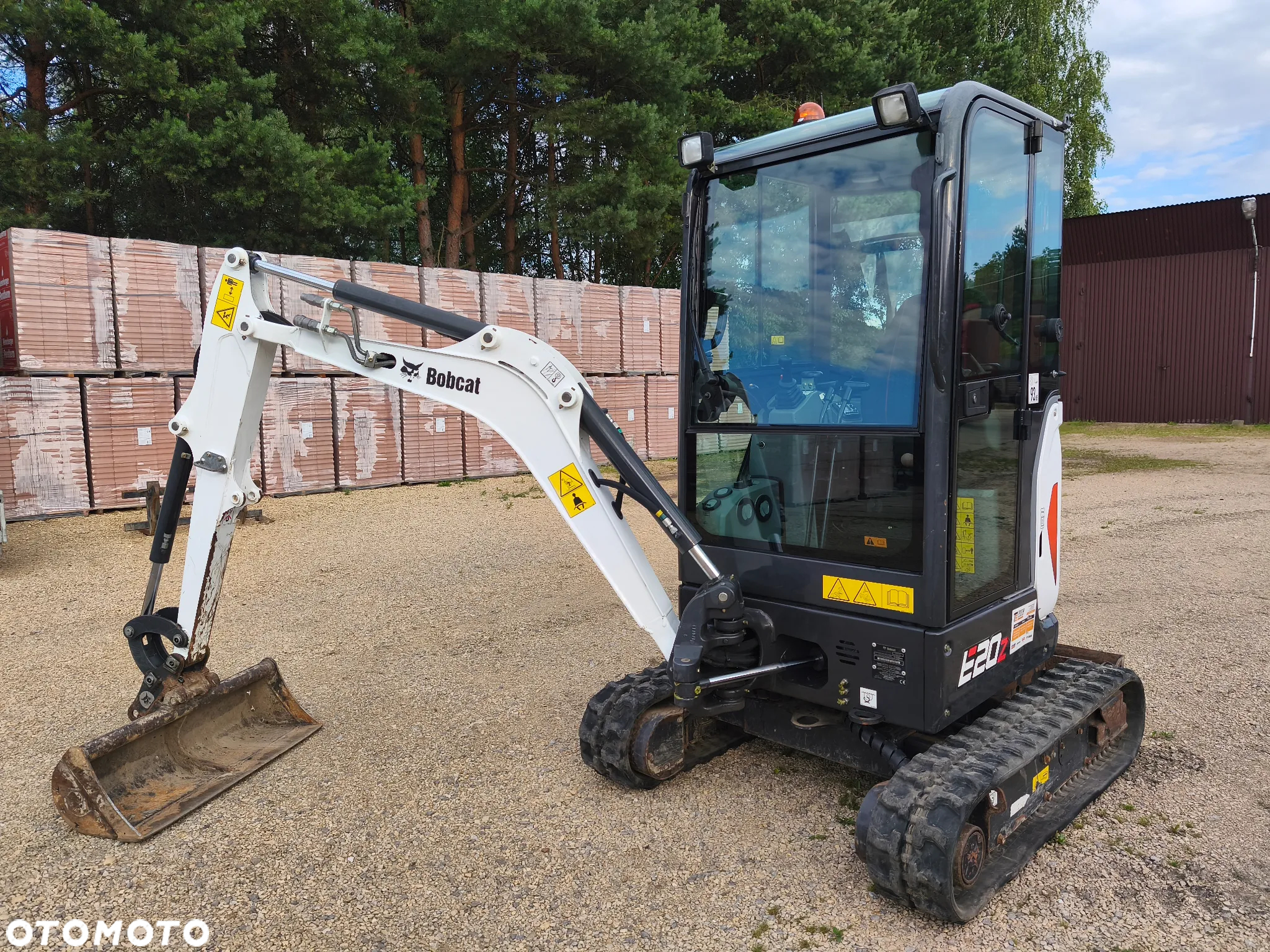Bobcat E20 - 5