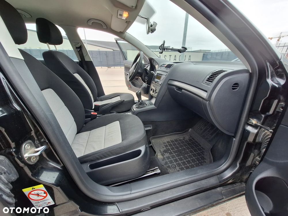 Skoda Octavia 1.4 Mint - 9