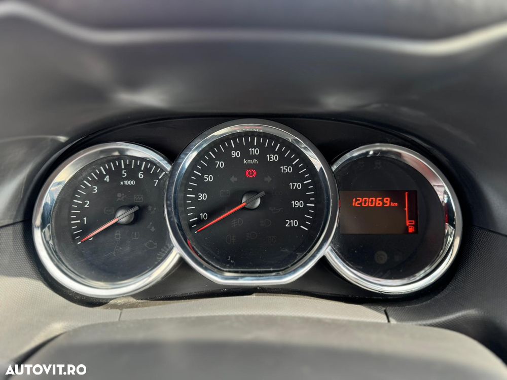 Dacia Duster 1.6 16V 105 4x2 Laureate - 6