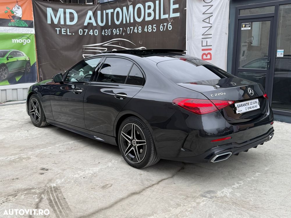 Mercedes-Benz C - 24