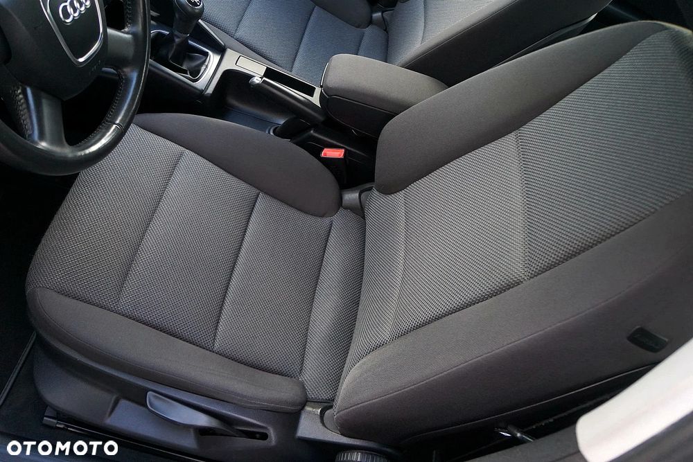 Audi A3 Sportback 1.6 Attraction - 24