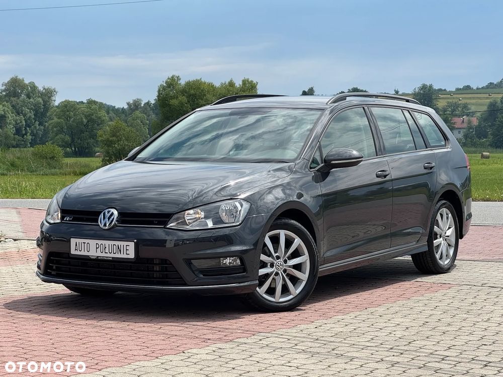 Volkswagen Golf - 2