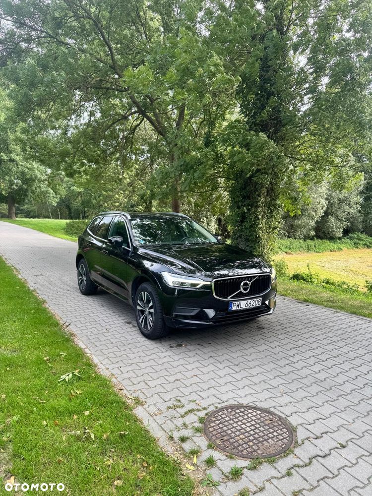 Volvo XC 60 D4 Momentum Pro - 1