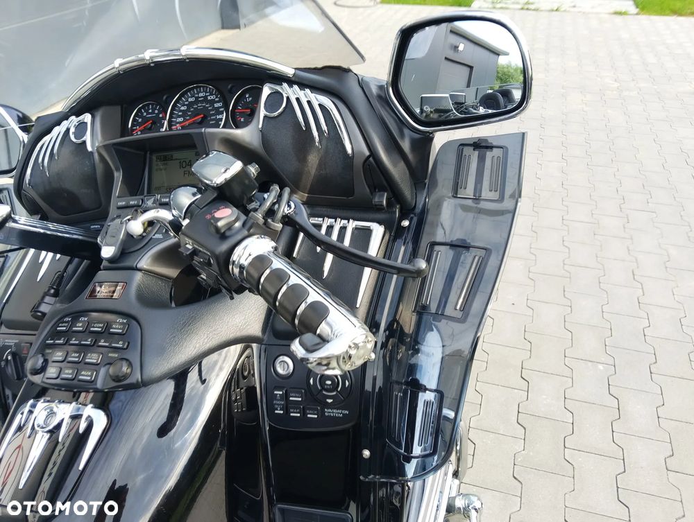 Honda GL - 13