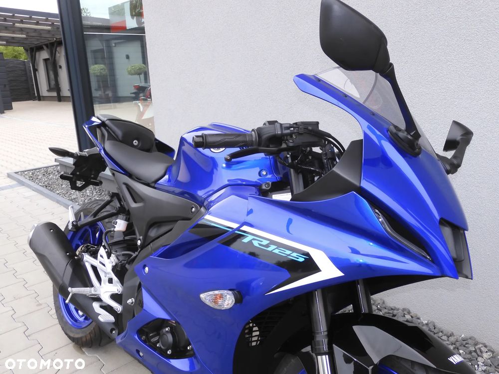 Yamaha YZF - 3