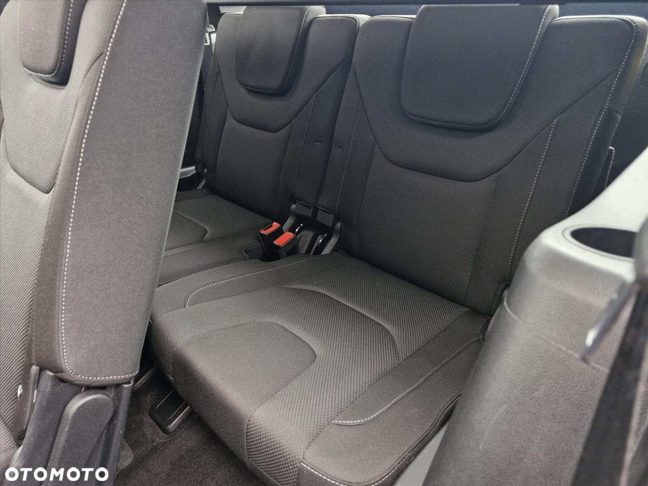 Ford S-Max 2.0 EcoBlue Titanium - 10