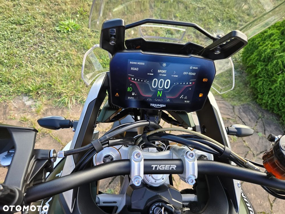 Triumph Tiger - 15