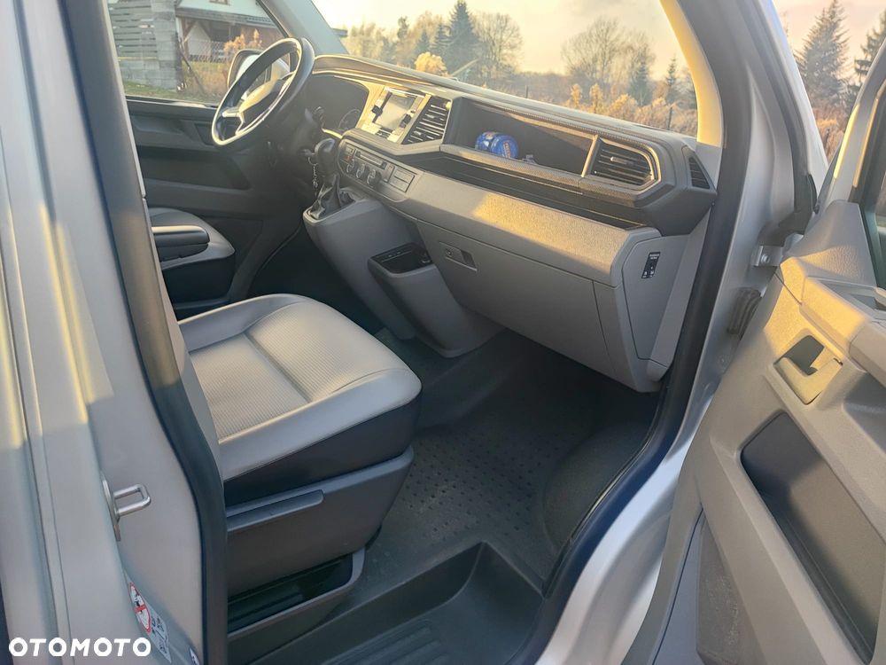 Volkswagen Caravelle 2.0 TDI L2 Highline 4Motion DSG - 15