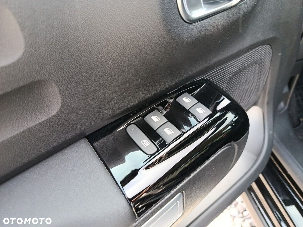 Citroën C3 1.2 PureTech Max EAT6 - 12