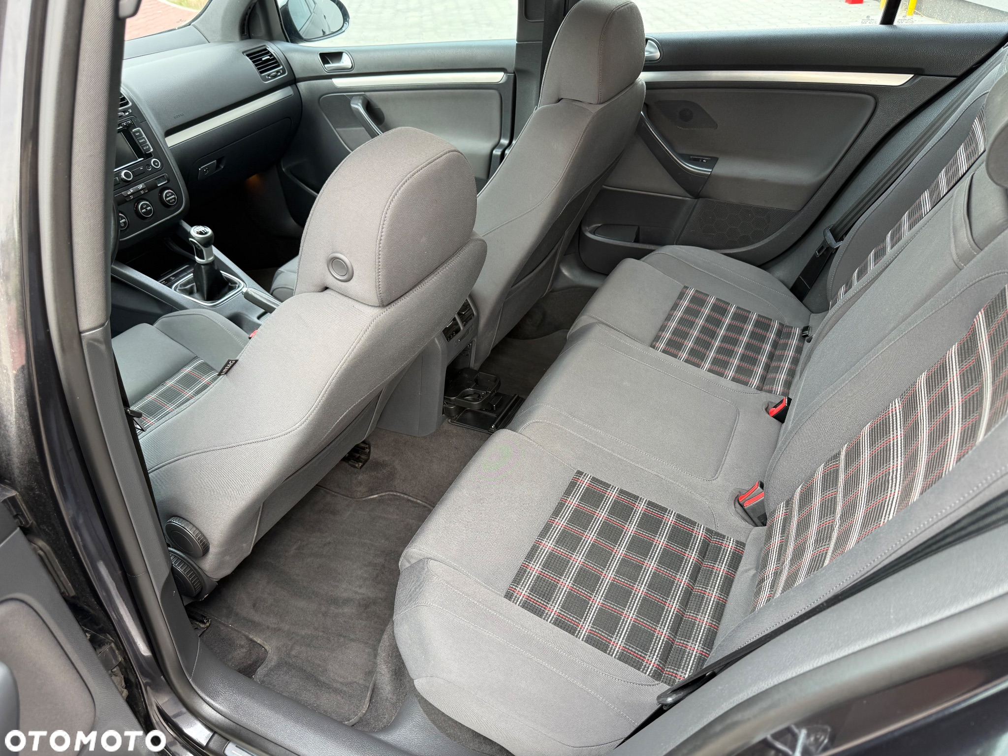 Volkswagen Golf 2.0 GTI - 18