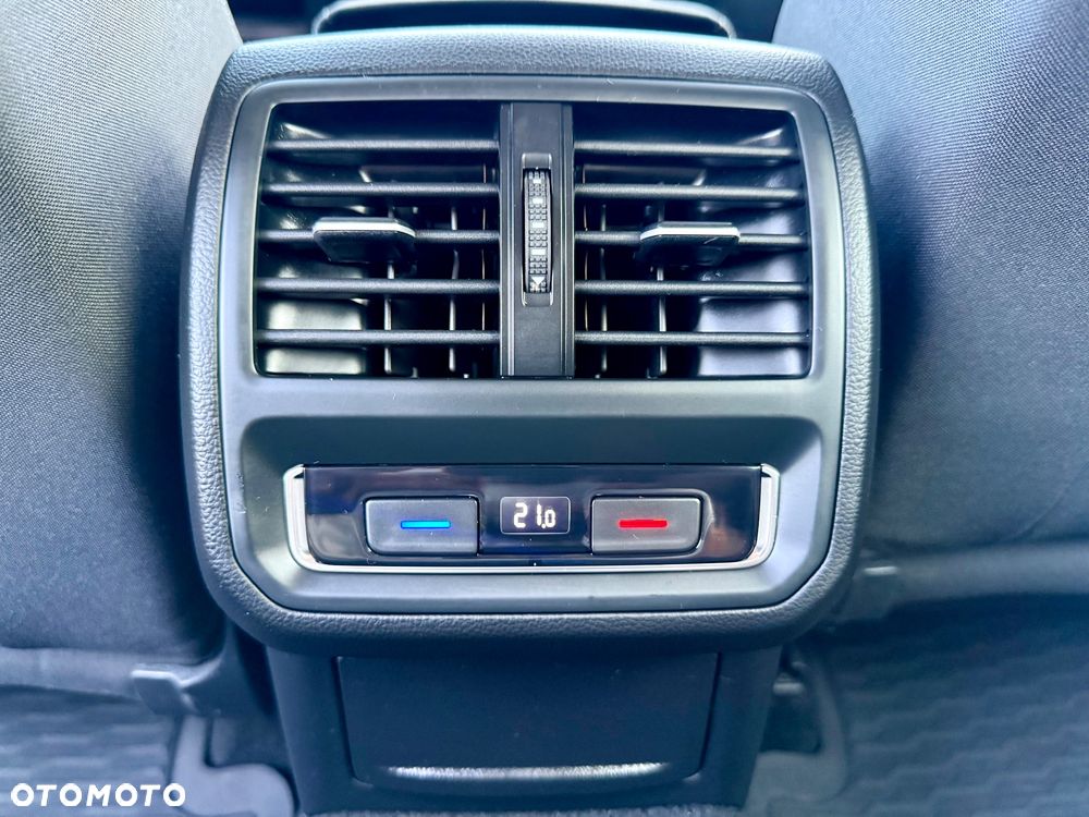 Volkswagen Passat 1.5 TSI EVO Comfortline DSG - 23