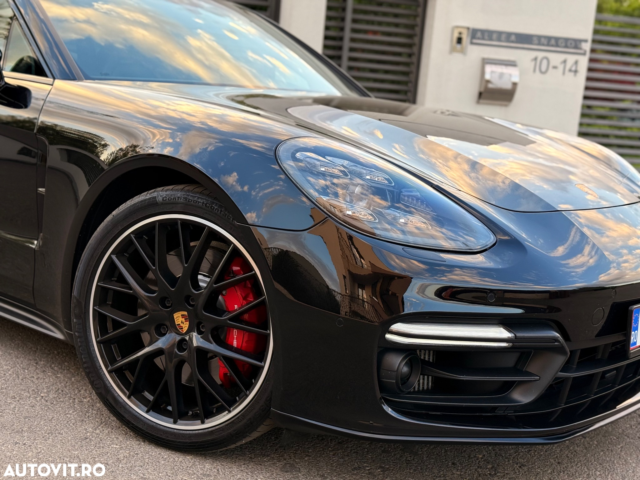 Porsche Panamera GTS - 15