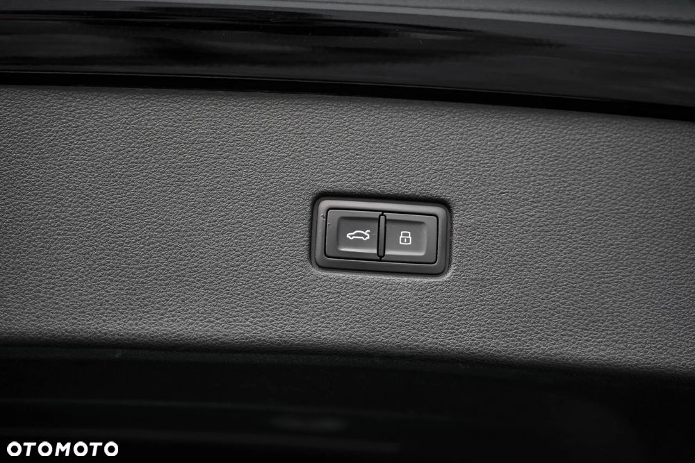 Audi Q8 50 TDI mHEV Quattro Black Edition Tiptronic - 34