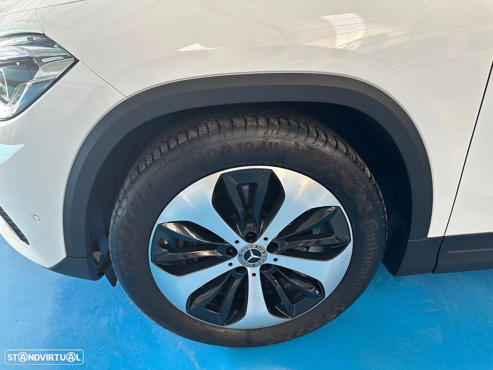 Mercedes-Benz GLA 200 7G-DCT Style - 7