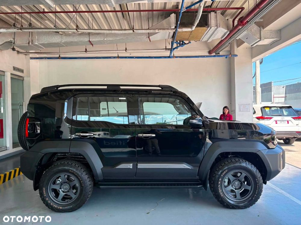 Toyota FJ - 10