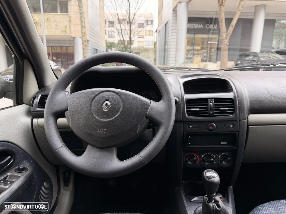 Renault Clio 1.2 16V Extreme - 23