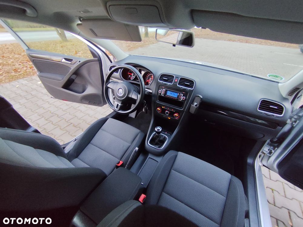 Volkswagen Golf 1.6 TDI DPF Comfortline - 30