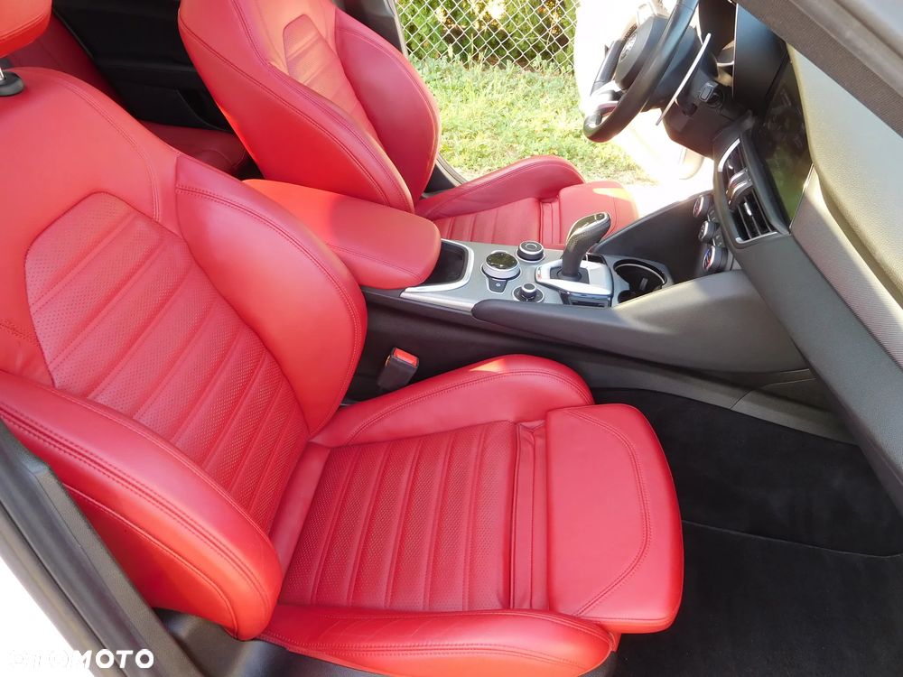 Alfa Romeo Giulia - 27